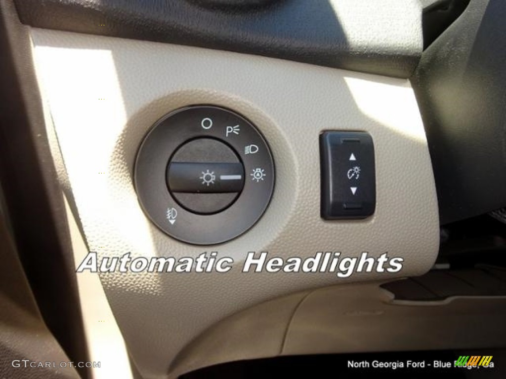 2016 Fiesta Titanium Hatchback - White Platinum Metallic Tri-coat / Medium Light Stone photo #24