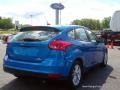 2016 Blue Candy Ford Focus SE Hatch  photo #5