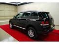 Black Uni - Touareg 2 VR6 Photo No. 4
