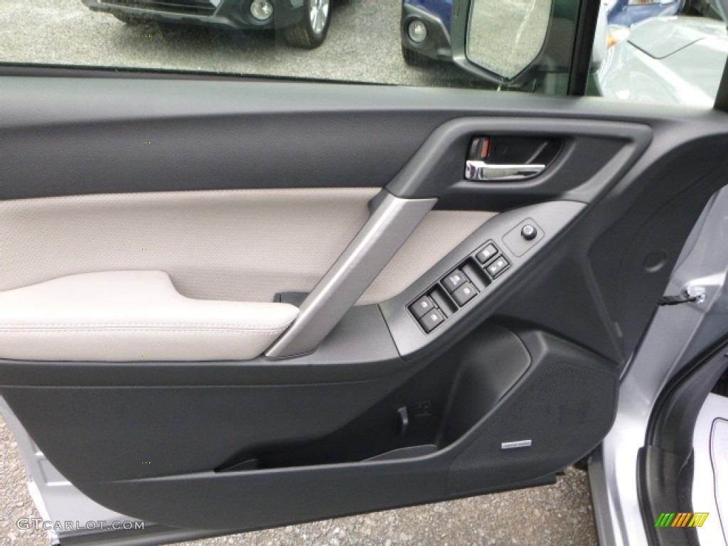 2016 Subaru Forester 2.5i Touring Gray Door Panel Photo #112803551
