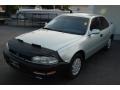 Platinum Metallic - Camry LE Sedan Photo No. 2