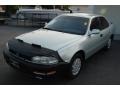 1994 Platinum Metallic Toyota Camry LE Sedan  photo #2