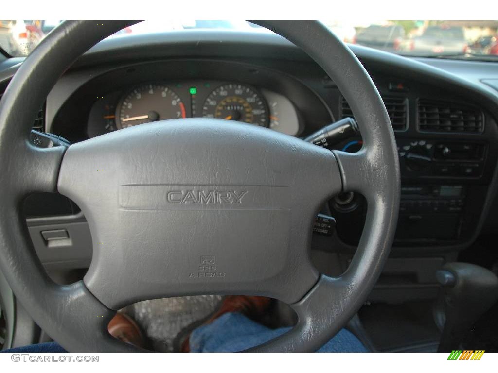 1994 Camry LE Sedan - Platinum Metallic / Gray photo #13