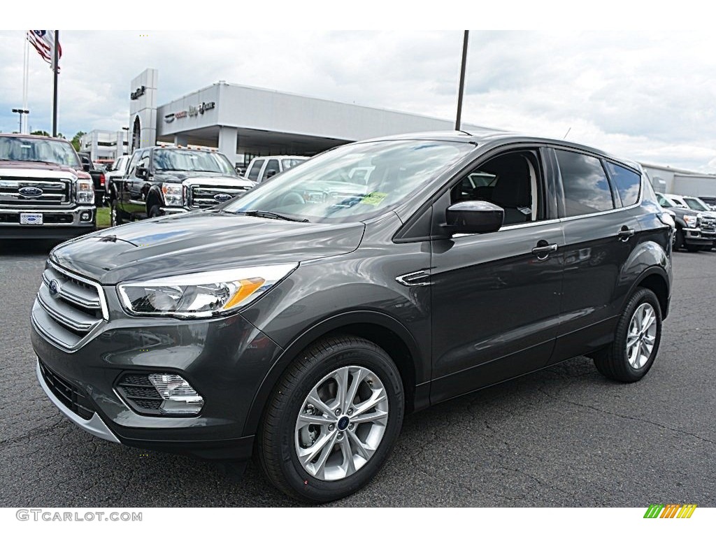 2017 Escape SE - Magnetic / Charcoal Black photo #3