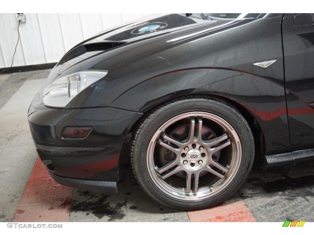 2003 Focus SVT Hatchback - Pitch Black / Black photo #81