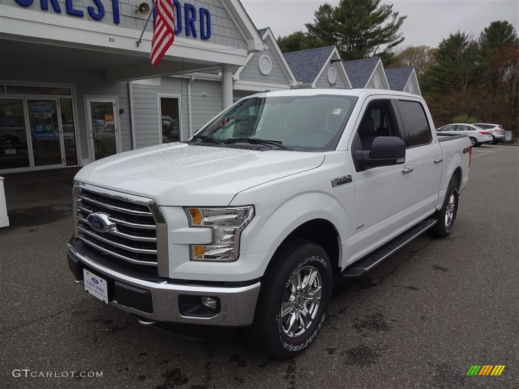 2016 F150 XLT SuperCrew 4x4 - Oxford White / Medium Earth Gray photo #3