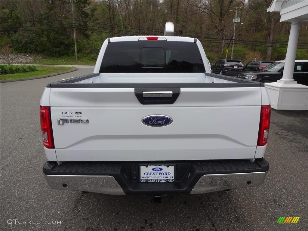 2016 F150 XLT SuperCrew 4x4 - Oxford White / Medium Earth Gray photo #6