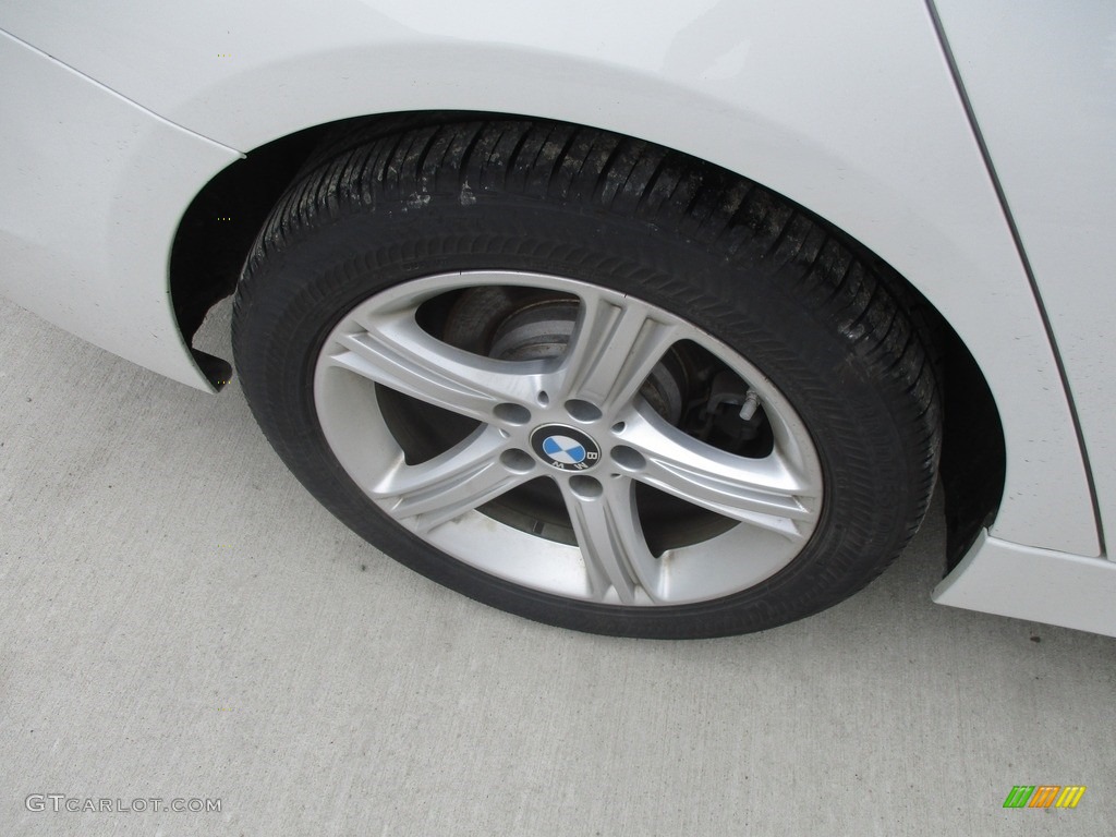 2013 3 Series 320i xDrive Sedan - Alpine White / Black photo #3