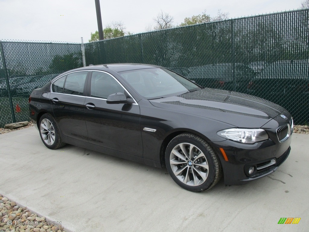 2016 5 Series 528i xDrive Sedan - Dark Graphite Metallic / Black photo #1
