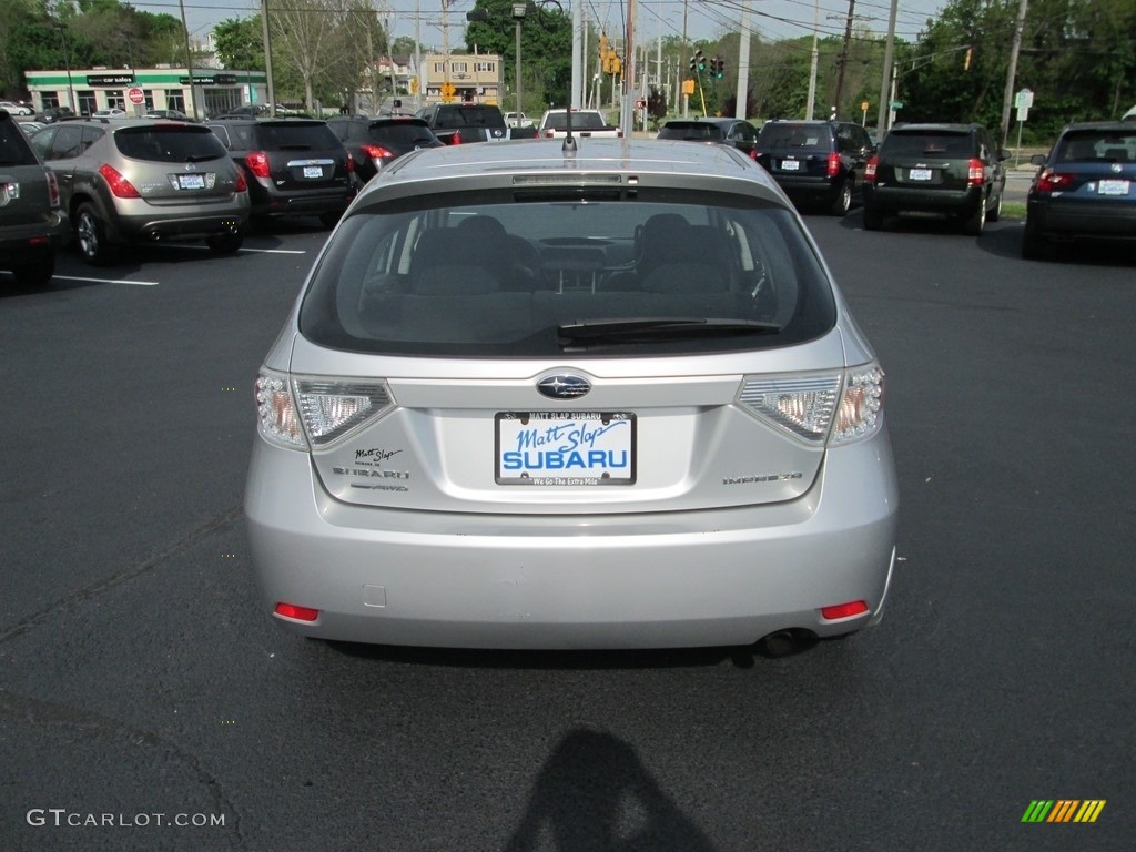 2011 Impreza 2.5i Wagon - Spark Silver Metallic / Carbon Black photo #7