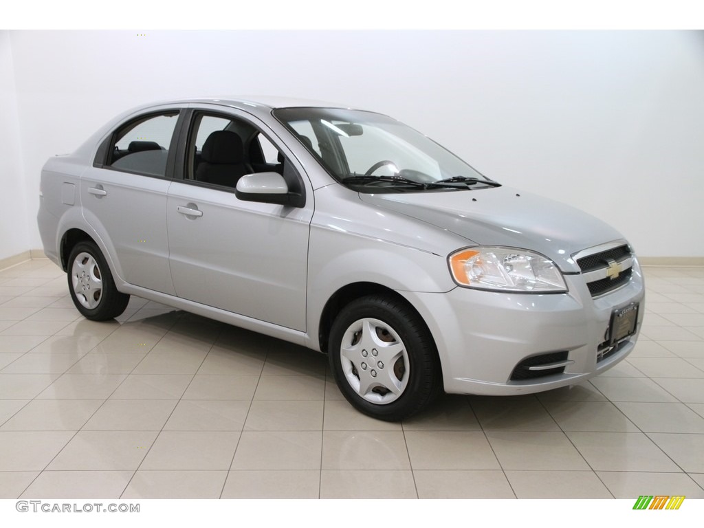 2010 Aveo LT Sedan - Cosmic Silver / Charcoal photo #1