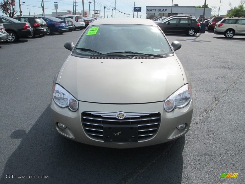 2006 Sebring Touring Sedan - Linen Gold Metallic Pearl / Dark Slate Gray photo #3