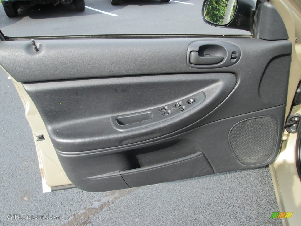 2006 Sebring Touring Sedan - Linen Gold Metallic Pearl / Dark Slate Gray photo #13