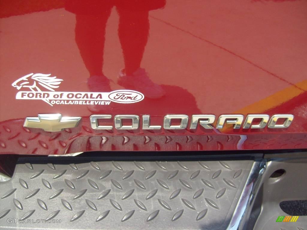 2006 Colorado LT Crew Cab - Cherry Red Metallic / Very Dark Pewter photo #10