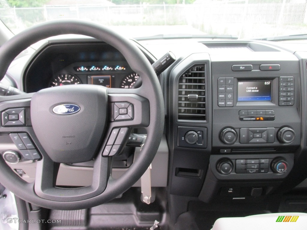 2016 F150 XL Regular Cab - Oxford White / Medium Earth Gray photo #20