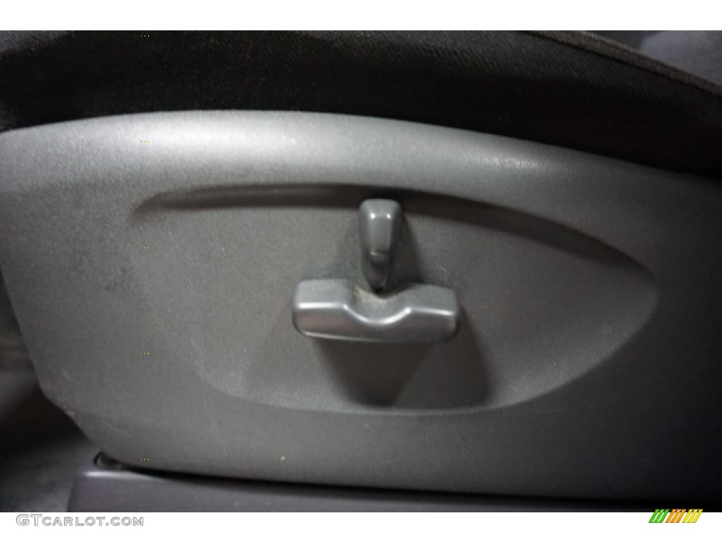 2007 B9 Tribeca Limited 5 Passenger - Titanium Silver Metallic / Slate Gray photo #27