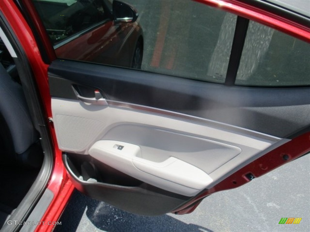 2017 Elantra Limited - Red / Gray photo #13