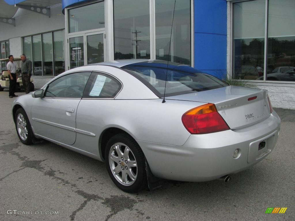 2002 Sebring LXi Coupe - Ice Silver Pearl / Black/Light Gray photo #5