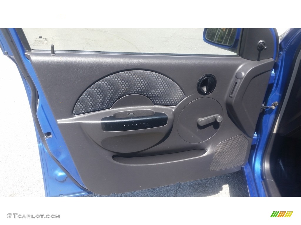 2006 Aveo LS Sedan - Bright Blue / Charcoal photo #12