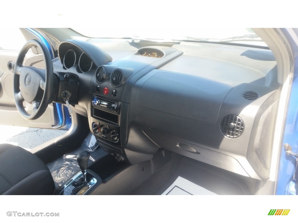 2006 Aveo LS Sedan - Bright Blue / Charcoal photo #18