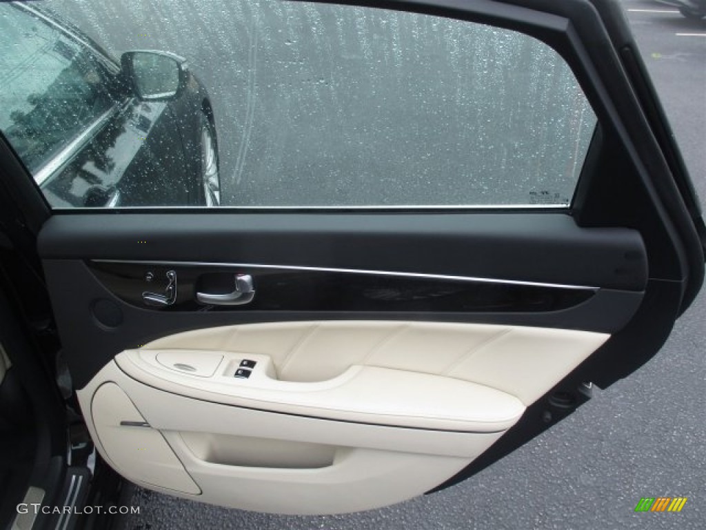 2016 Equus Signature - Caspian Black / Ivory photo #14