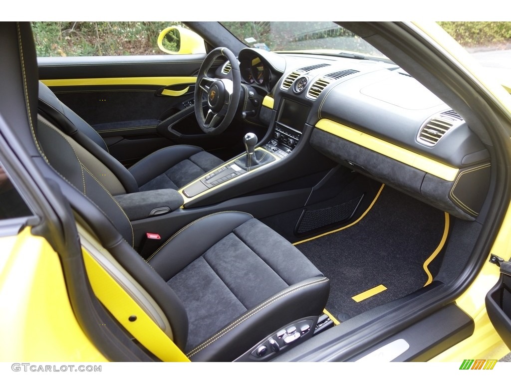2016 Porsche Cayman GT4 Front Seat Photo #112886658
