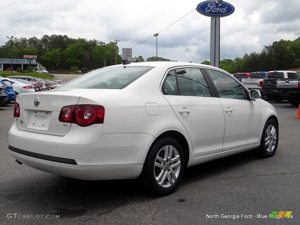 2010 Jetta TDI Sedan - Candy White / Titan Black photo #5