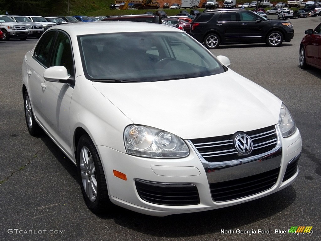 2010 Jetta TDI Sedan - Candy White / Titan Black photo #7