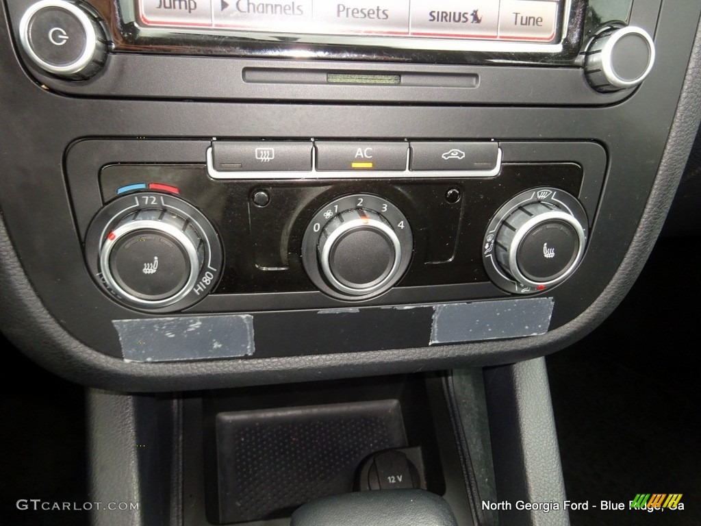2010 Jetta TDI Sedan - Candy White / Titan Black photo #23