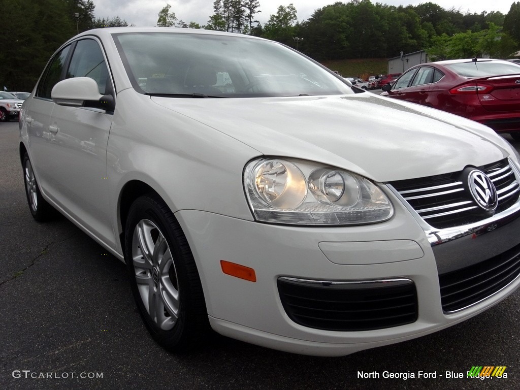 2010 Jetta TDI Sedan - Candy White / Titan Black photo #32