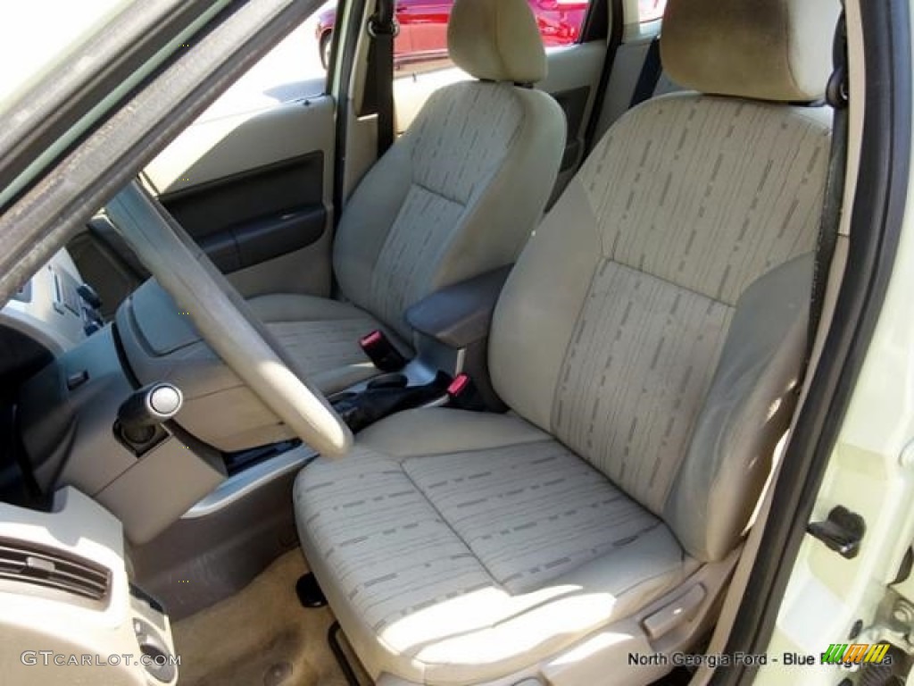 2011 Focus SE Sedan - Natural Neutral Metallic / Medium Stone photo #13