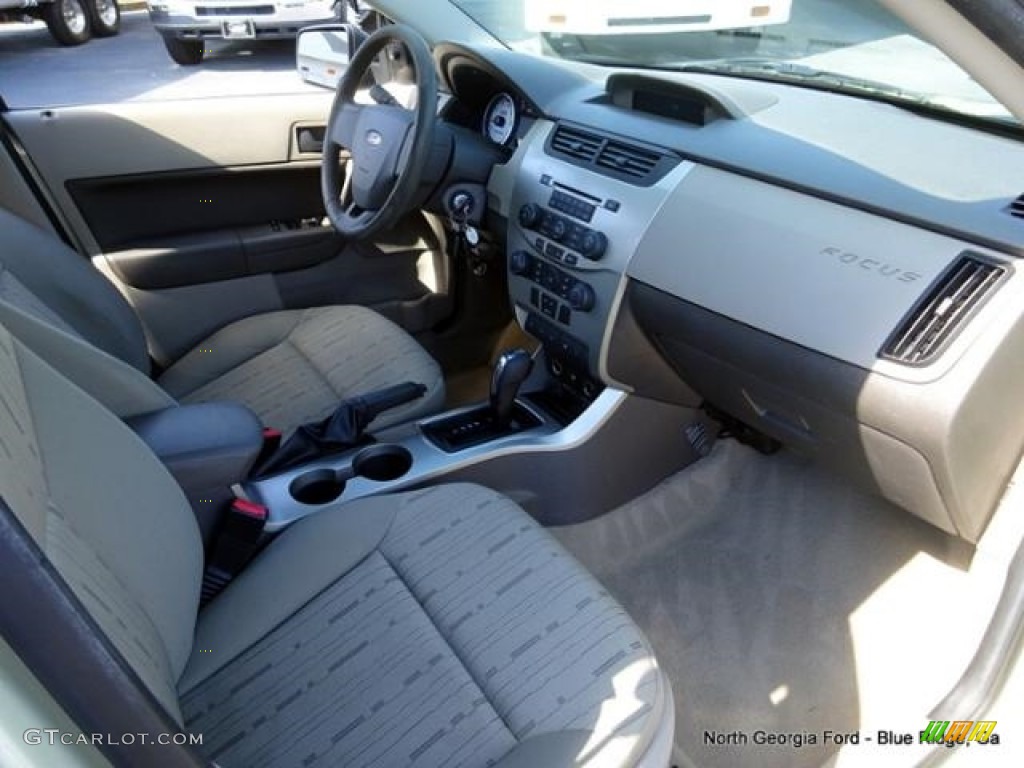 2011 Focus SE Sedan - Natural Neutral Metallic / Medium Stone photo #14