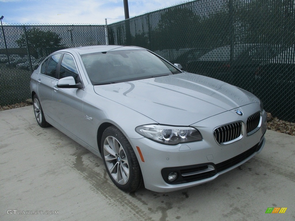 2016 5 Series 528i xDrive Sedan - Glacier Silver Metallic / Black photo #5