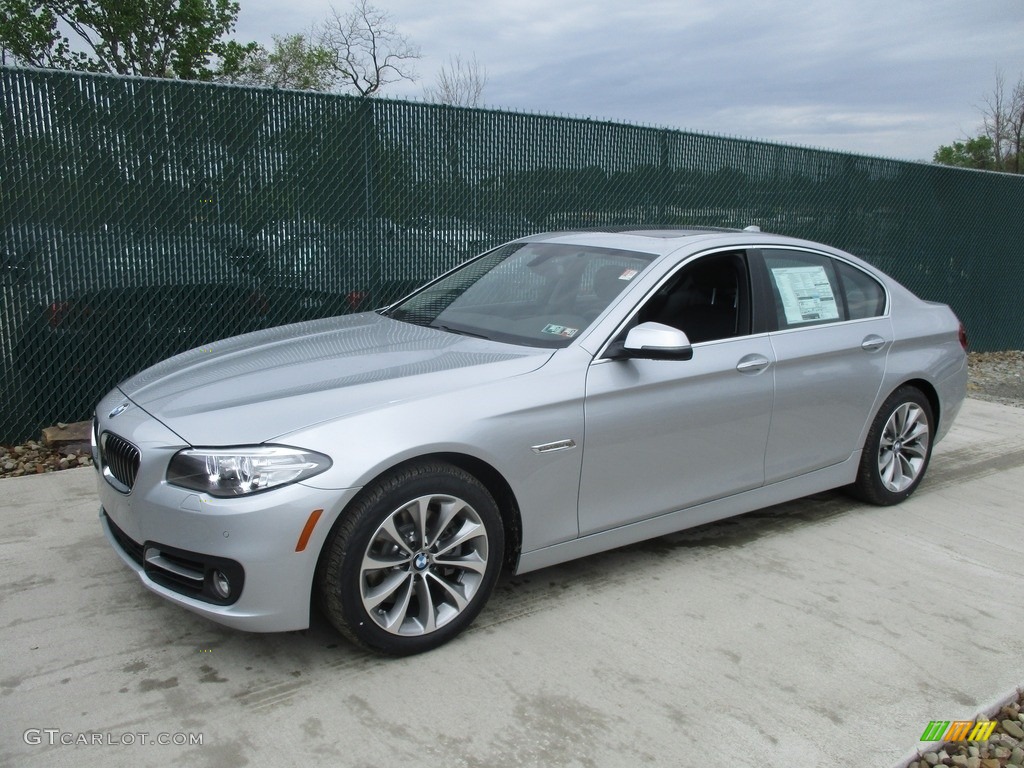 2016 5 Series 528i xDrive Sedan - Glacier Silver Metallic / Black photo #8