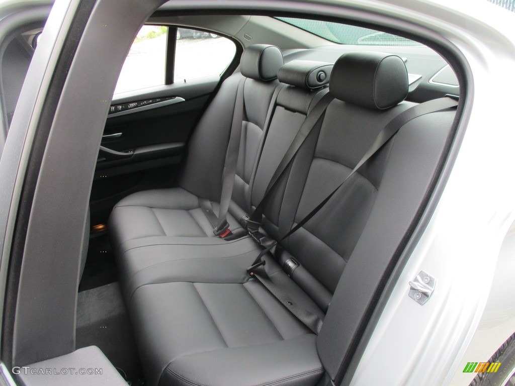 2016 5 Series 528i xDrive Sedan - Glacier Silver Metallic / Black photo #13