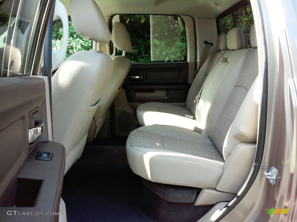 2009 Ram 1500 SLT Crew Cab 4x4 - Austin Tan Pearl / Light Pebble Beige/Bark Brown photo #10