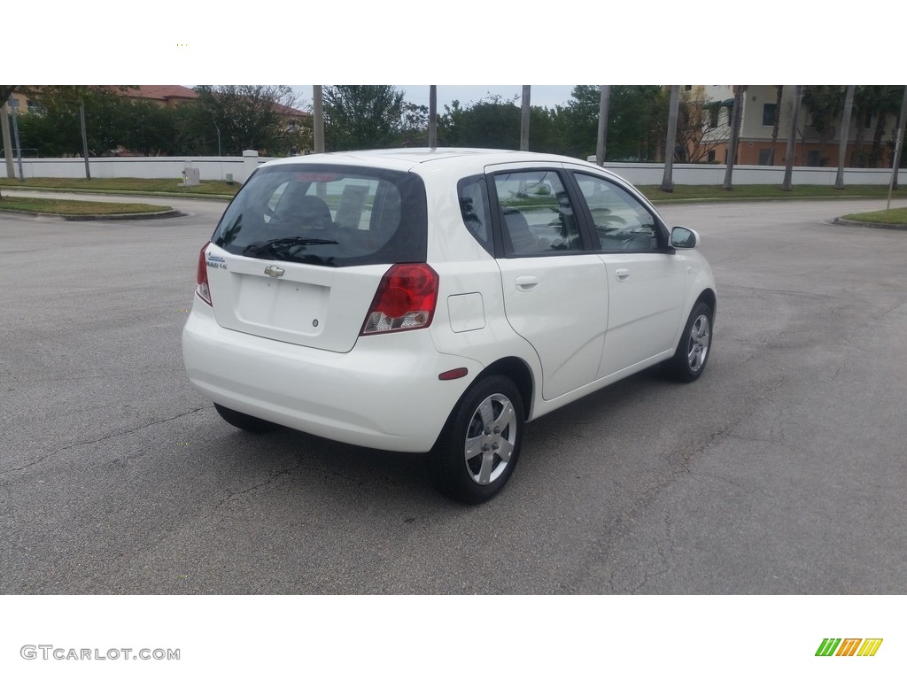 2006 Aveo LS Hatchback - Summit White / Charcoal photo #5