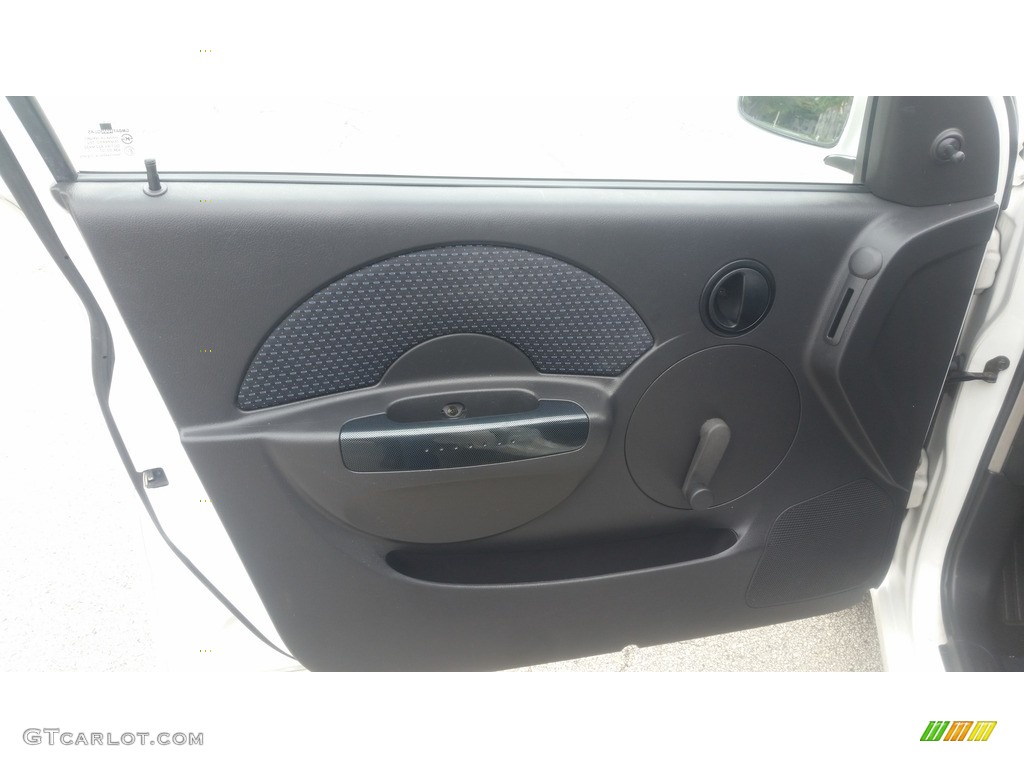 2006 Aveo LS Hatchback - Summit White / Charcoal photo #12