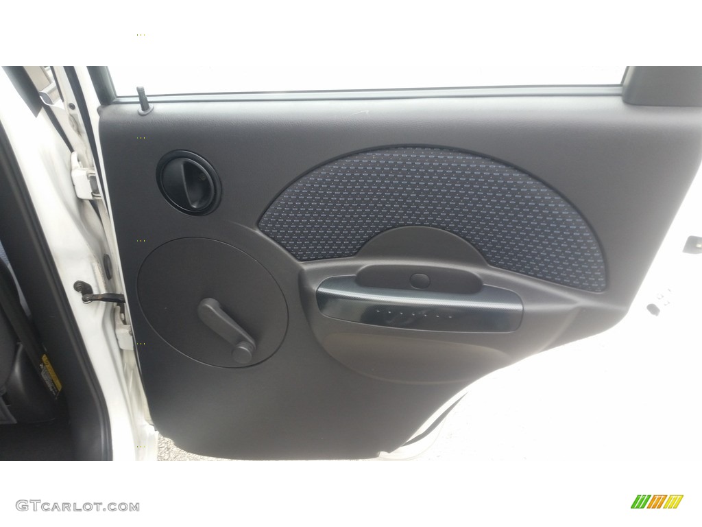 2006 Aveo LS Hatchback - Summit White / Charcoal photo #16