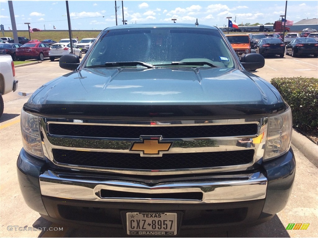 2011 Silverado 1500 LS Crew Cab - Taupe Gray Metallic / Dark Titanium photo #1