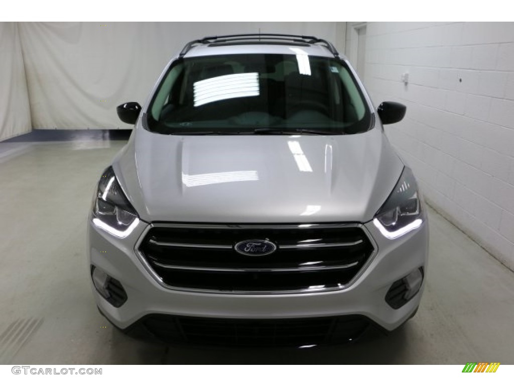 2017 Escape SE 4WD - Ingot Silver / Charcoal Black photo #2
