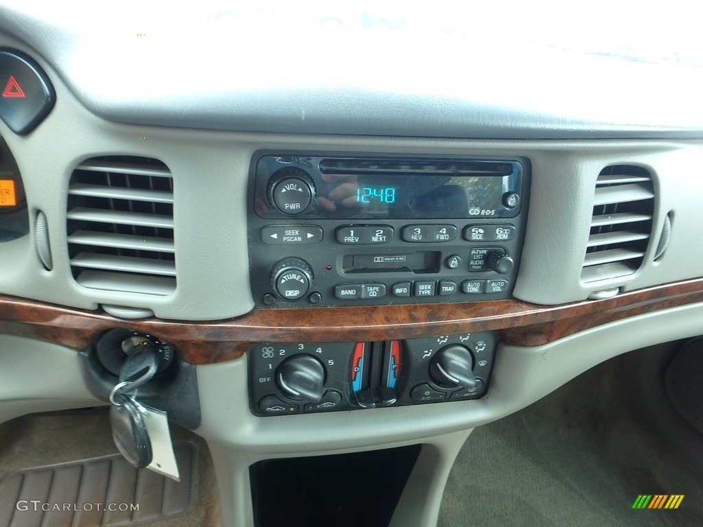 2002 Impala LS - White / Medium Gray photo #13