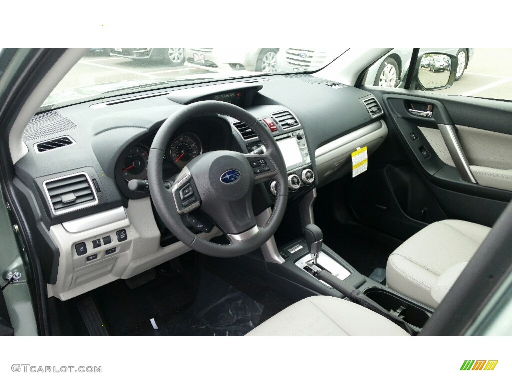 Gray Interior 2016 Subaru Forester 2.5i Limited Photo #112916815