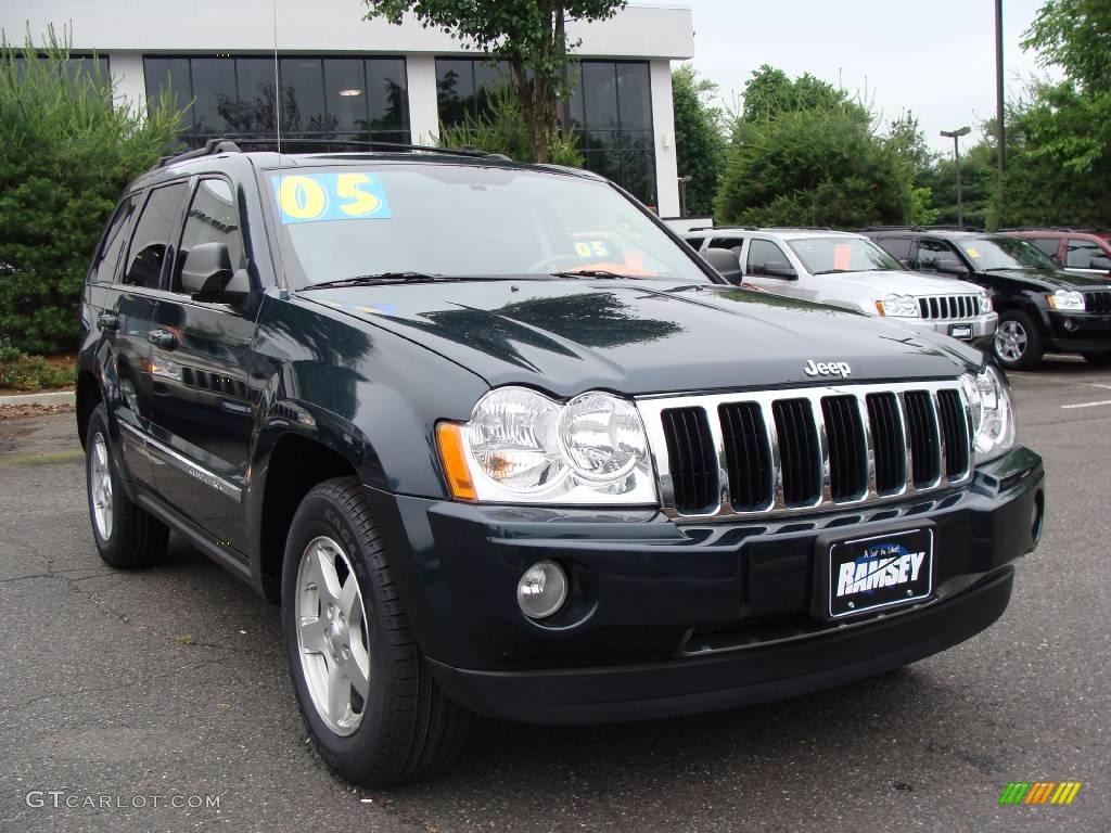 2005 Grand Cherokee Limited 4x4 - Deep Beryl Green Pearl / Dark Khaki/Light Graystone photo #3