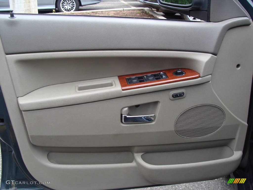 2005 Grand Cherokee Limited 4x4 - Deep Beryl Green Pearl / Dark Khaki/Light Graystone photo #8