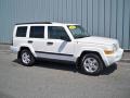 Stone White - Commander 4x4 Photo No. 1