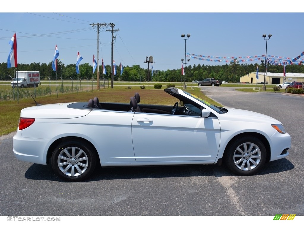 2013 200 Touring Convertible - Bright White / Black/Light Frost Beige photo #15