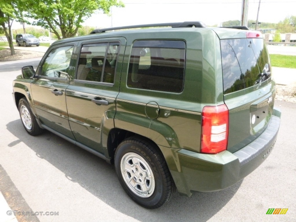2008 Patriot Sport - Jeep Green Metallic / Dark Slate Gray photo #11