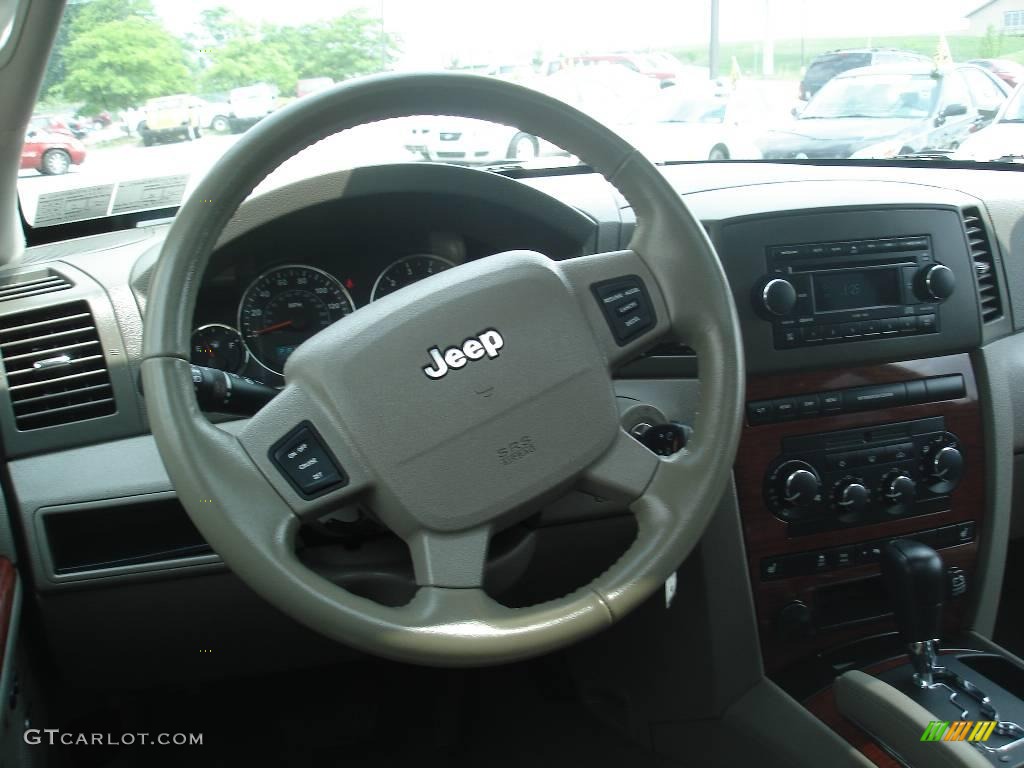 2007 Grand Cherokee Limited 4x4 - Stone White / Medium Slate Gray photo #11