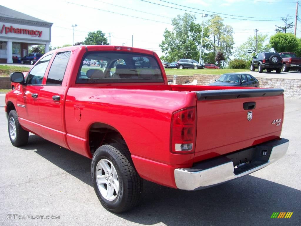 2006 Ram 1500 SLT Quad Cab 4x4 - Flame Red / Medium Slate Gray photo #8